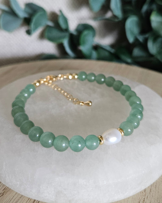 Green Aventurine & Freshwater Pearl Bracelet | Growth, Renewal & Heart-Led Confidence